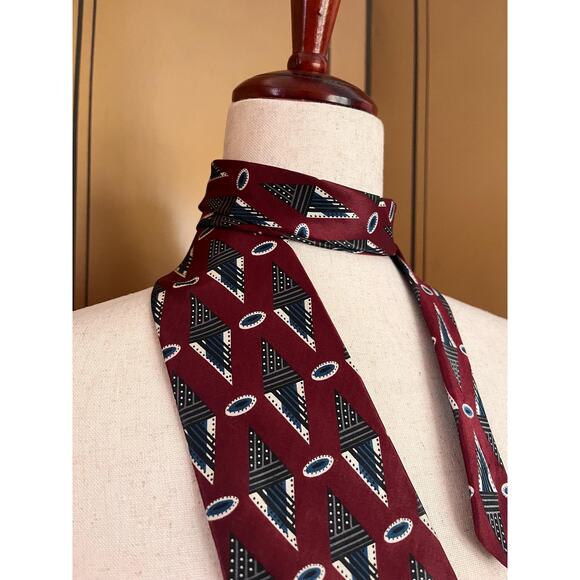 Vintage Christian Dior silk necktie - Picture 3 of 4